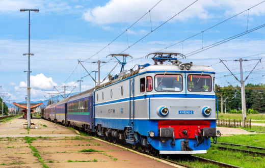 926904 (a): :2048x1298